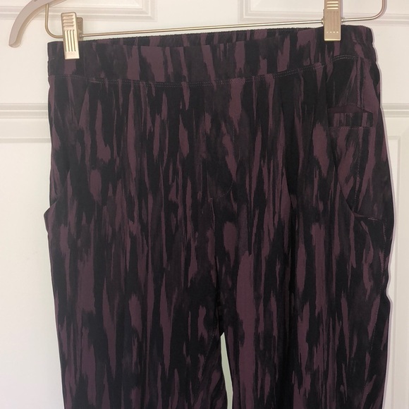 lululemon athletica Pants - Lululemon Track Pants - sz 6